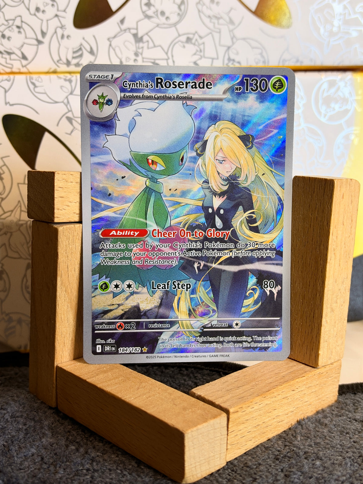 Cynthia’s roserade 184/182 Destined rivals NM