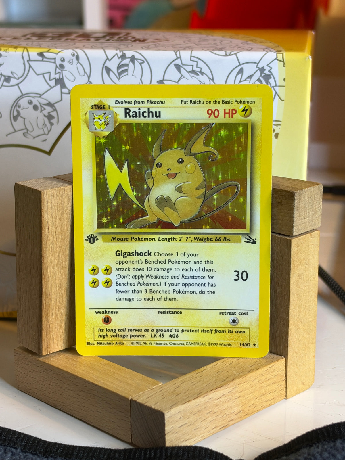 1st edition raichu fossil 14/62 LP
